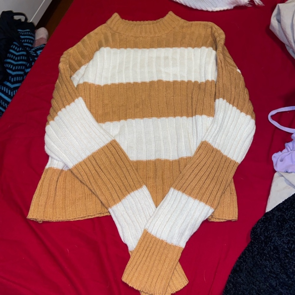 American eagle cropped orange/tan stripped sweater